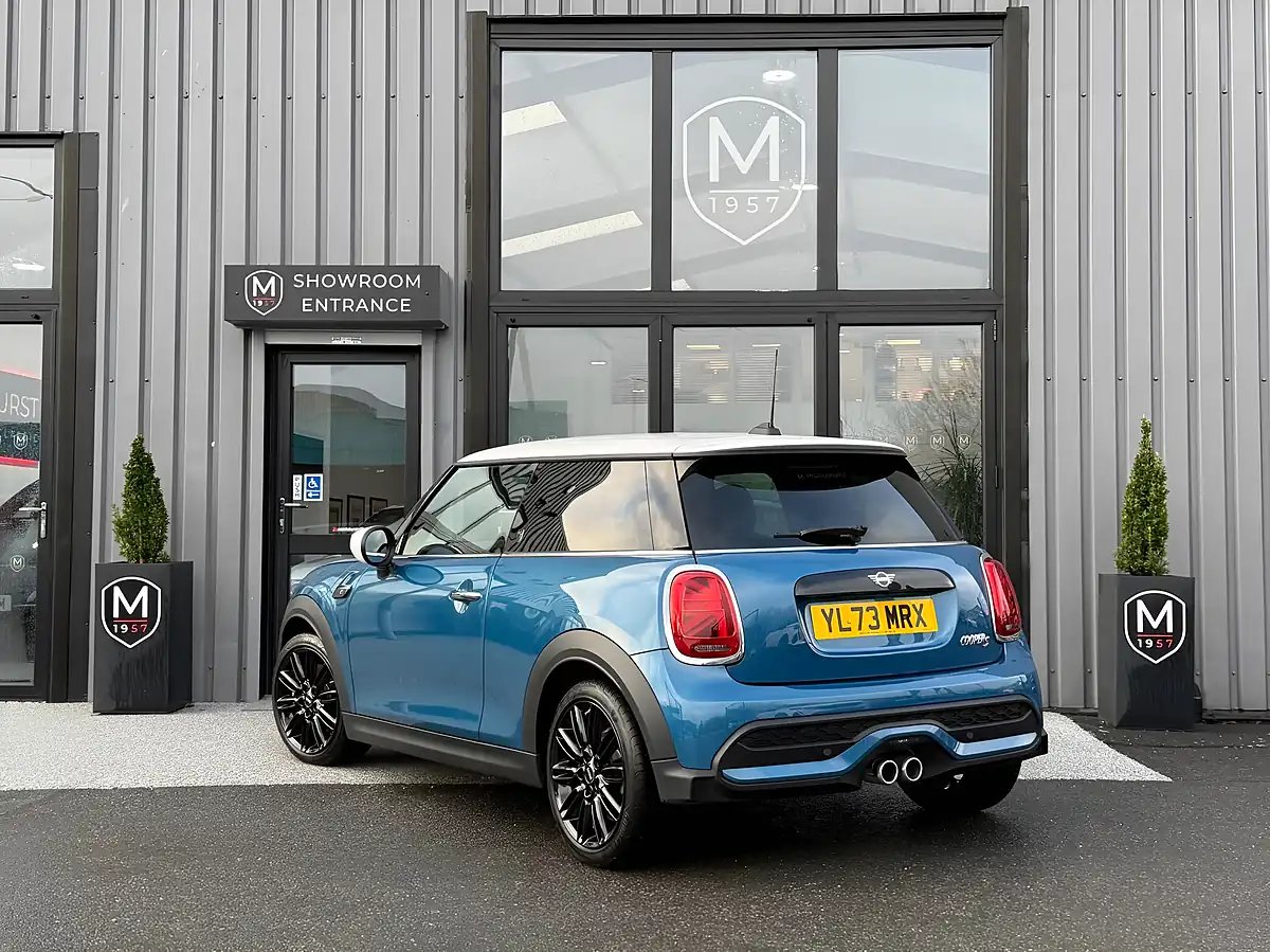 Used 2024 MINI Hatch Cooper S Exclusive Blue - Interior and Exterior details 2