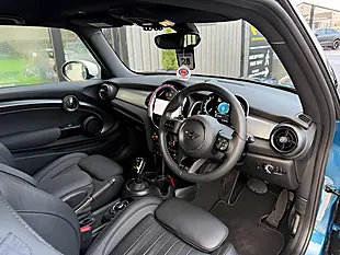Used 2024 MINI Hatch Cooper S Exclusive Blue - Interior and Exterior details 6