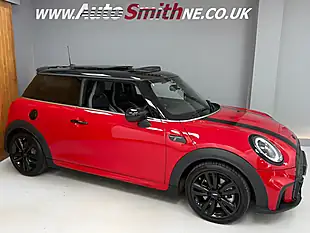 Used 2024 MINI Hatch Sport Red - Interior and Exterior details 10