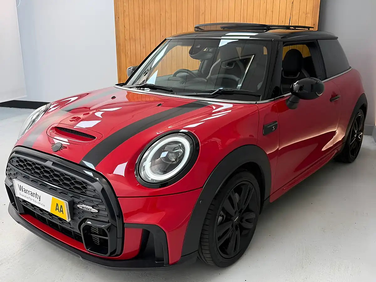 Used 2024 MINI Hatch Sport Red - Interior and Exterior details 6
