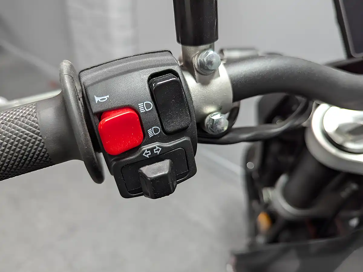 Used 2024 Mondial Flat Track 125 Black - Interior and Exterior details 14