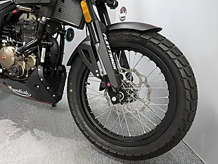 Used 2024 Mondial Flat Track 125 Black - Interior and Exterior details 4