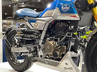 Used 2024 Mondial Hps 125 Ubbiali Blue/White - Interior and Exterior details 18