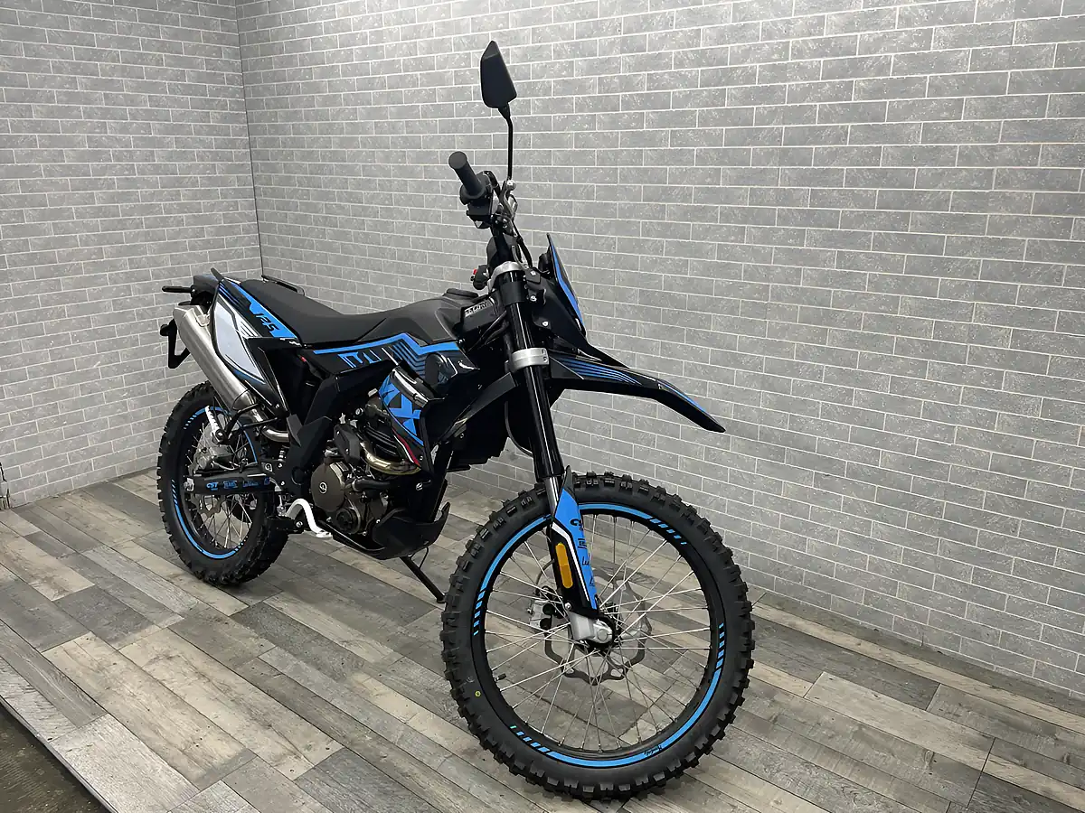 Used 2024 Mondial Smx Enduro Cbs Blue/Black - Interior and Exterior details 2