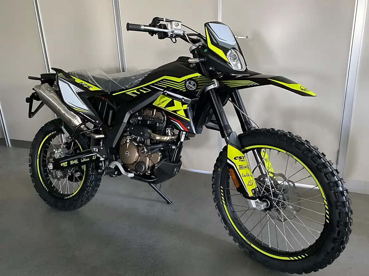 Used 2024 Mondial Smx Enduro Cbs Blue/Black - Interior and Exterior details 3