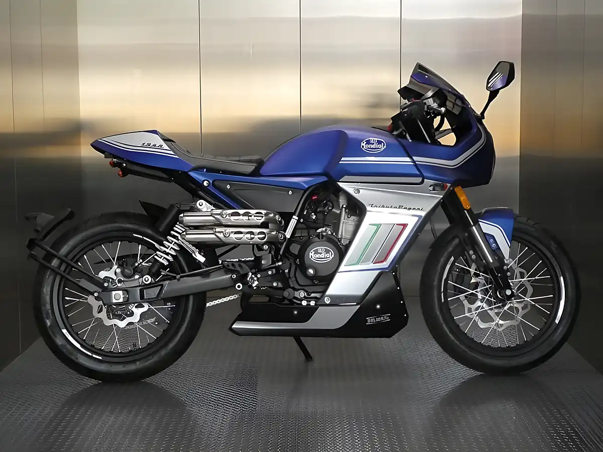 Used 2024 Mondial Sport Classic Blue - Interior and Exterior details 5