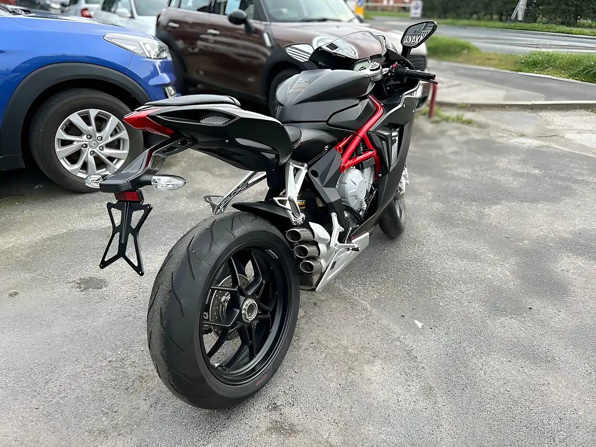 Used 2024 Mv Agusta F3 Special Edition Stealth Stealth Black - Interior and Exterior details 18
