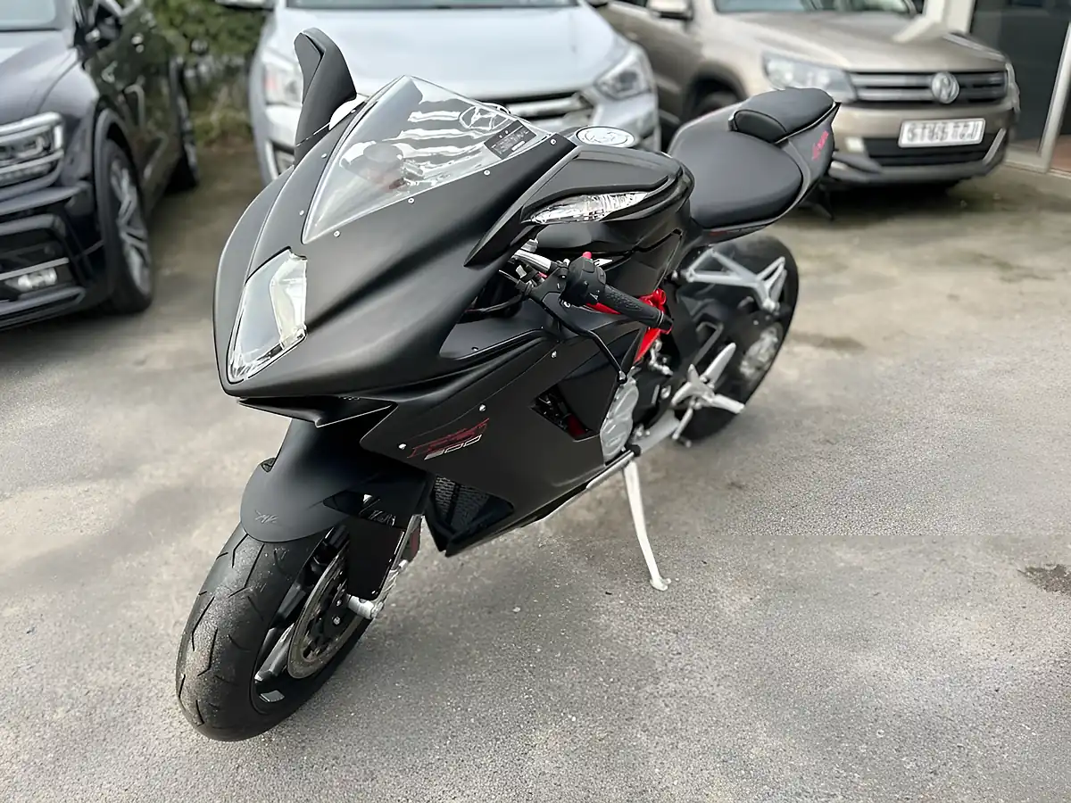 Used 2024 Mv Agusta F3 Special Edition Stealth Stealth Black - Interior and Exterior details 19