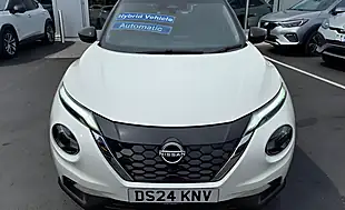 Used 2024 Nissan Juke Acenta Premium Arctic White - Interior and Exterior details 6