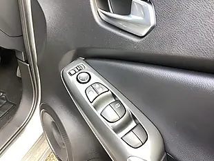 Used 2024 Nissan Juke Acenta Premium Silver - Interior and Exterior details 12