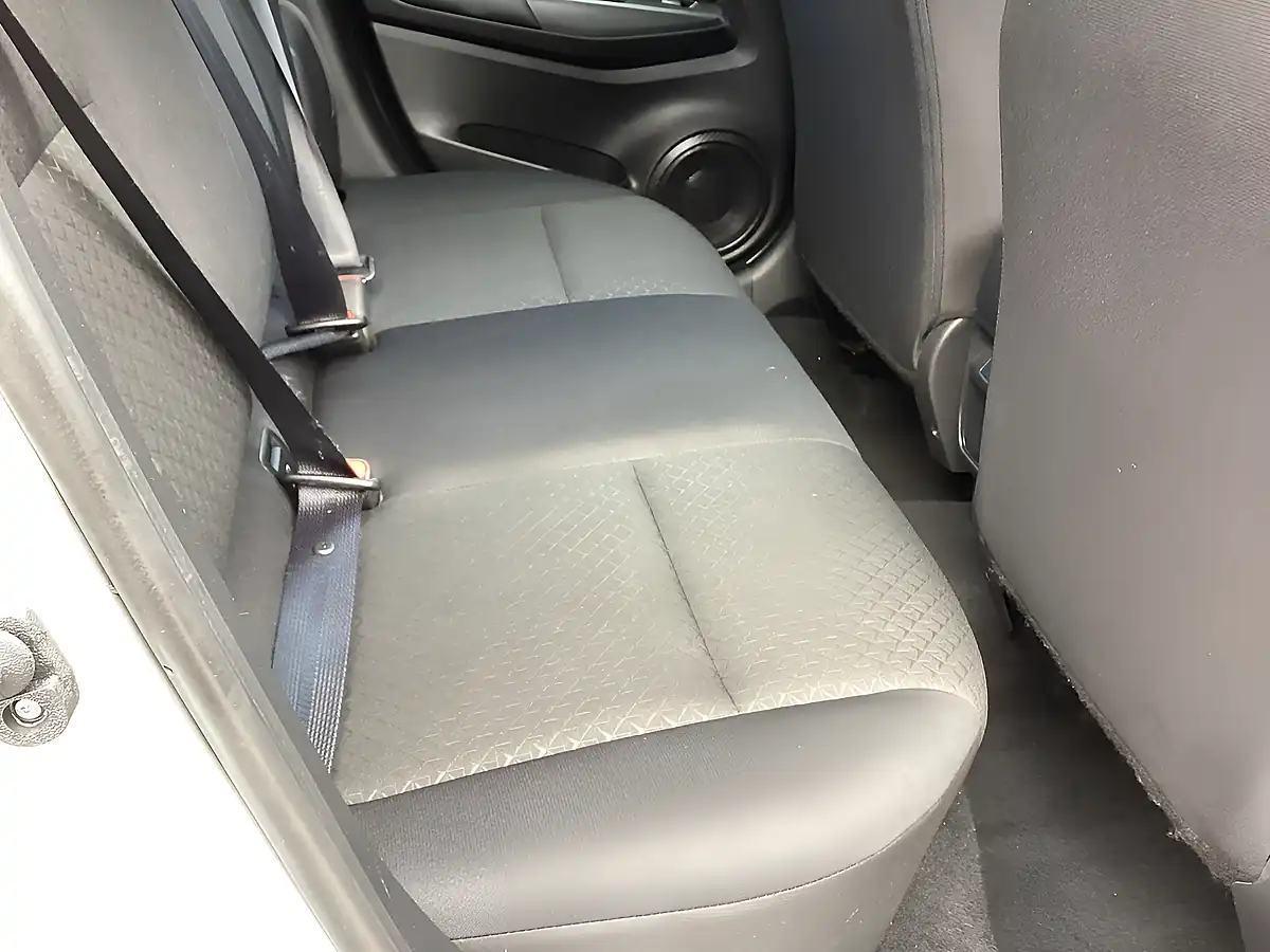 Used 2024 Nissan Juke Acenta Premium Silver - Interior and Exterior details 14