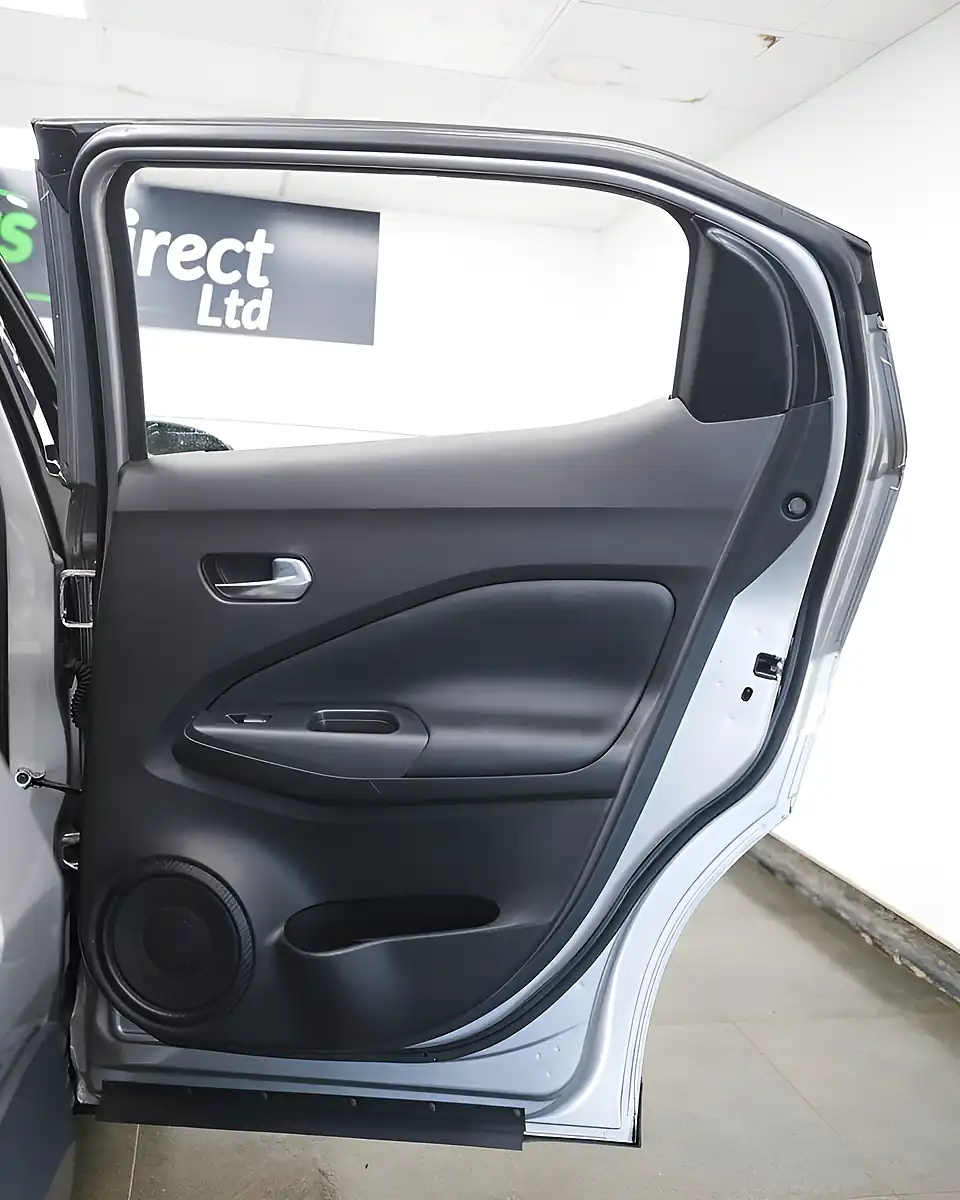 Used 2024 Nissan Juke Acenta Premium Silver - Interior and Exterior details 12