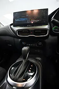 Used 2024 Nissan Juke Acenta Premium Silver - Interior and Exterior details 16