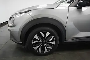 Used 2024 Nissan Juke Acenta Premium Silver - Interior and Exterior details 4