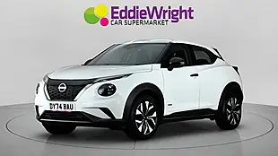 Used 2024 Nissan Juke Acenta Premium White - Interior and Exterior details 3