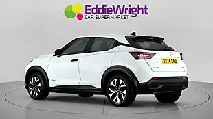 Used 2024 Nissan Juke Acenta Premium White - Interior and Exterior details 5