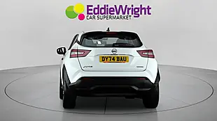 Used 2024 Nissan Juke Acenta Premium White - Interior and Exterior details 6