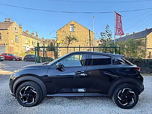 Used 2024 Nissan Juke N-Connecta Black - Interior and Exterior details 6