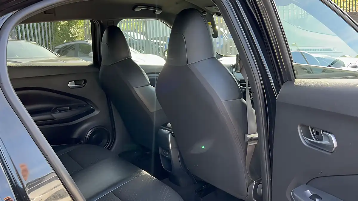 Used 2024 Nissan Juke N-Connecta Black - Interior and Exterior details 15