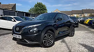 Used 2024 Nissan Juke N-Connecta Black - Interior and Exterior details 4