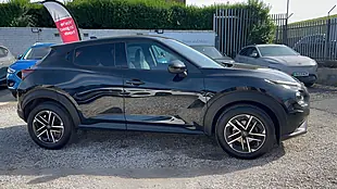 Used 2024 Nissan Juke N-Connecta Black - Interior and Exterior details 5
