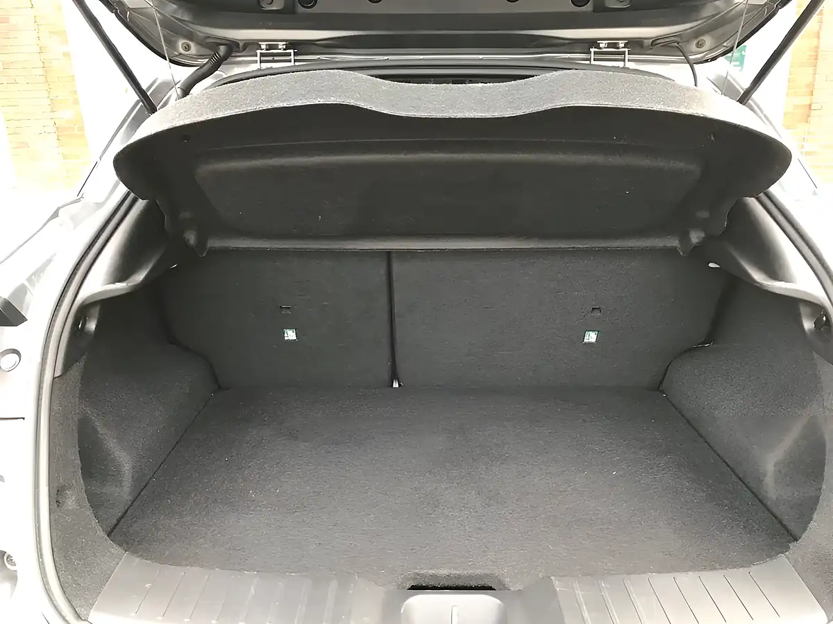 Used 2024 Nissan Juke N-Connecta Grey - Interior and Exterior details 11