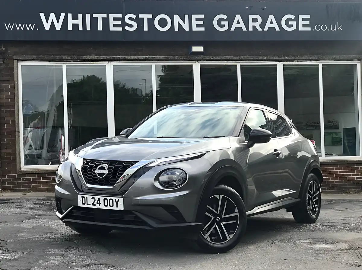 Used 2024 Nissan Juke N-Connecta Grey - Interior and Exterior details 5