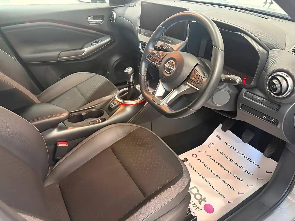 Used 2024 Nissan Juke N-Connecta Grey - Interior and Exterior details 10