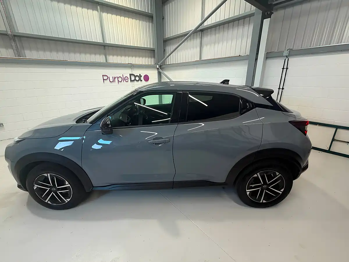 Used 2024 Nissan Juke N-Connecta Grey - Interior and Exterior details 4