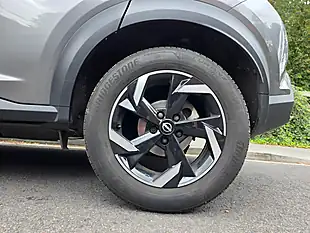 Used 2024 Nissan Juke N-Connecta Grey - Interior and Exterior details 15