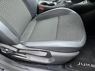 Used 2024 Nissan Juke N-Connecta Grey - Interior and Exterior details 18