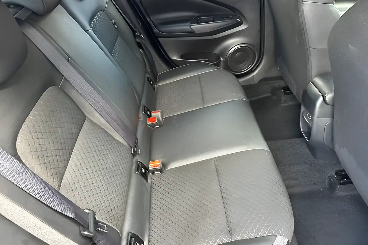 Used 2024 Nissan Juke N-Connecta Grey - Interior and Exterior details 16