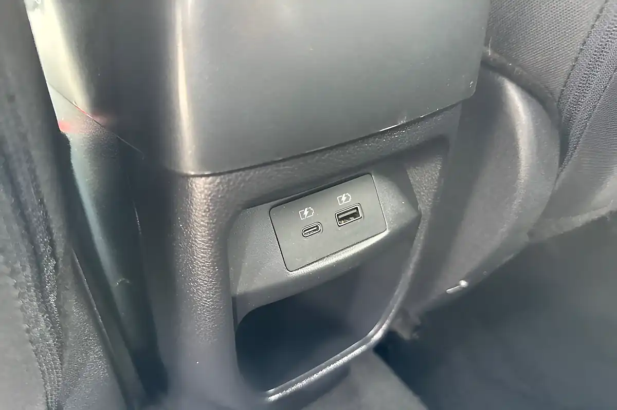 Used 2024 Nissan Juke N-Connecta Gun Metal - Interior and Exterior details 15