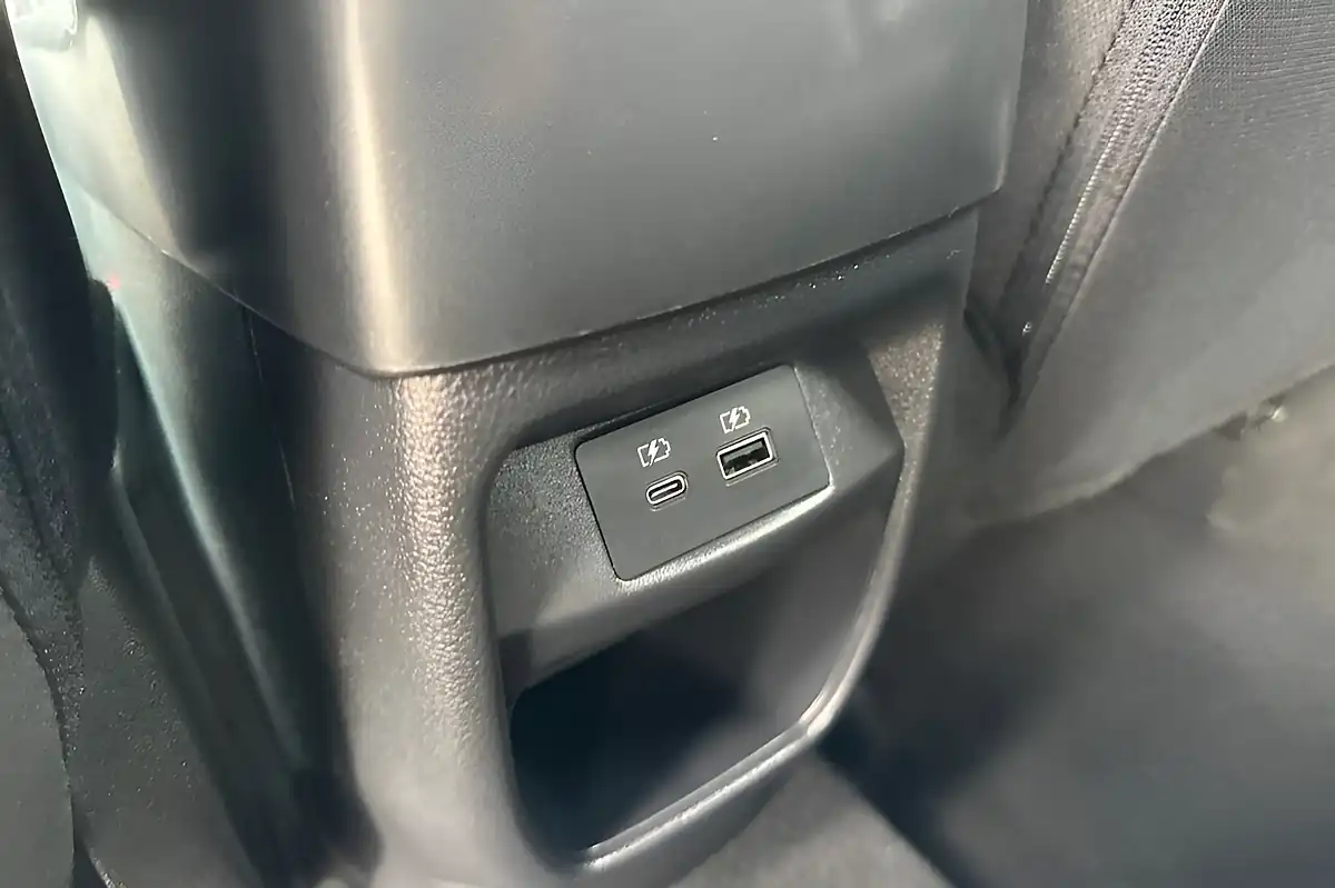 Used 2024 Nissan Juke N-Connecta Gun Metal - Interior and Exterior details 15