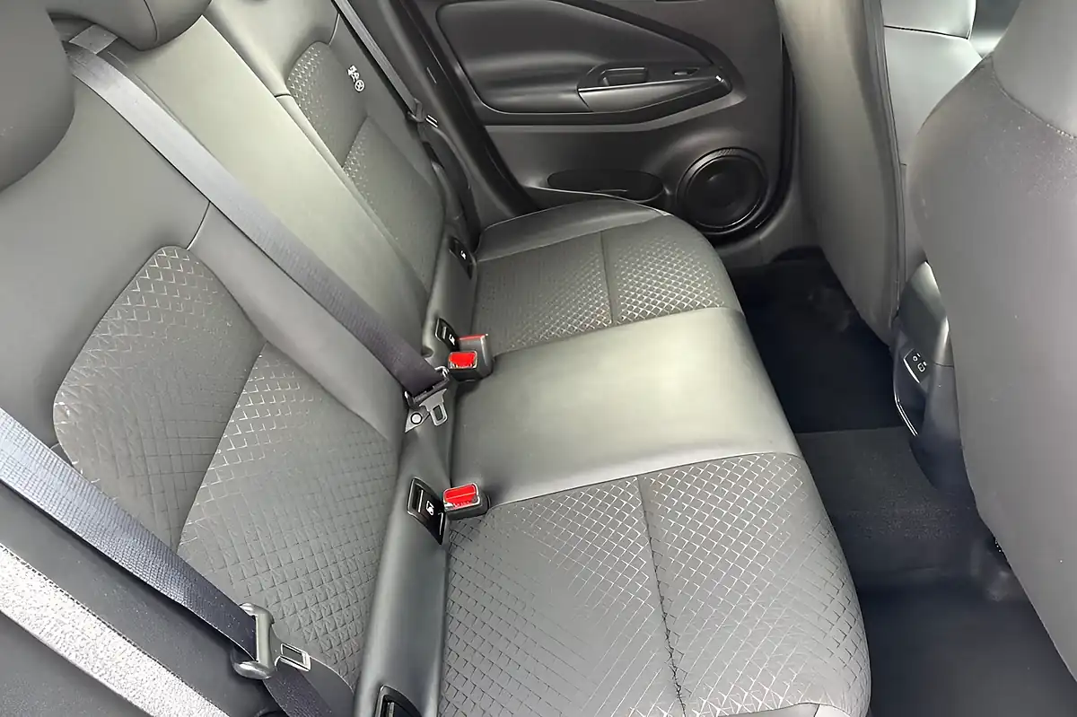 Used 2024 Nissan Juke N-Connecta Gun Metal - Interior and Exterior details 16