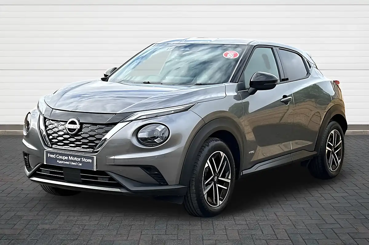 Used 2024 Nissan Juke N-Connecta Gun Metal - Interior and Exterior details 7