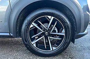 Used 2024 Nissan Juke N-Connecta Gun Metal - Interior and Exterior details 9