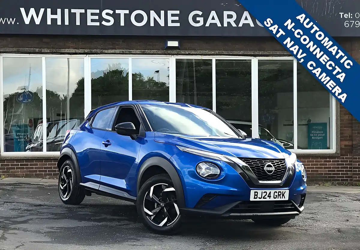 Used 2024 Nissan Juke N-Connecta Magnetic Blue - Front View