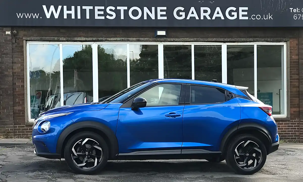 Used 2024 Nissan Juke N-Connecta Magnetic Blue - Interior and Exterior details 4