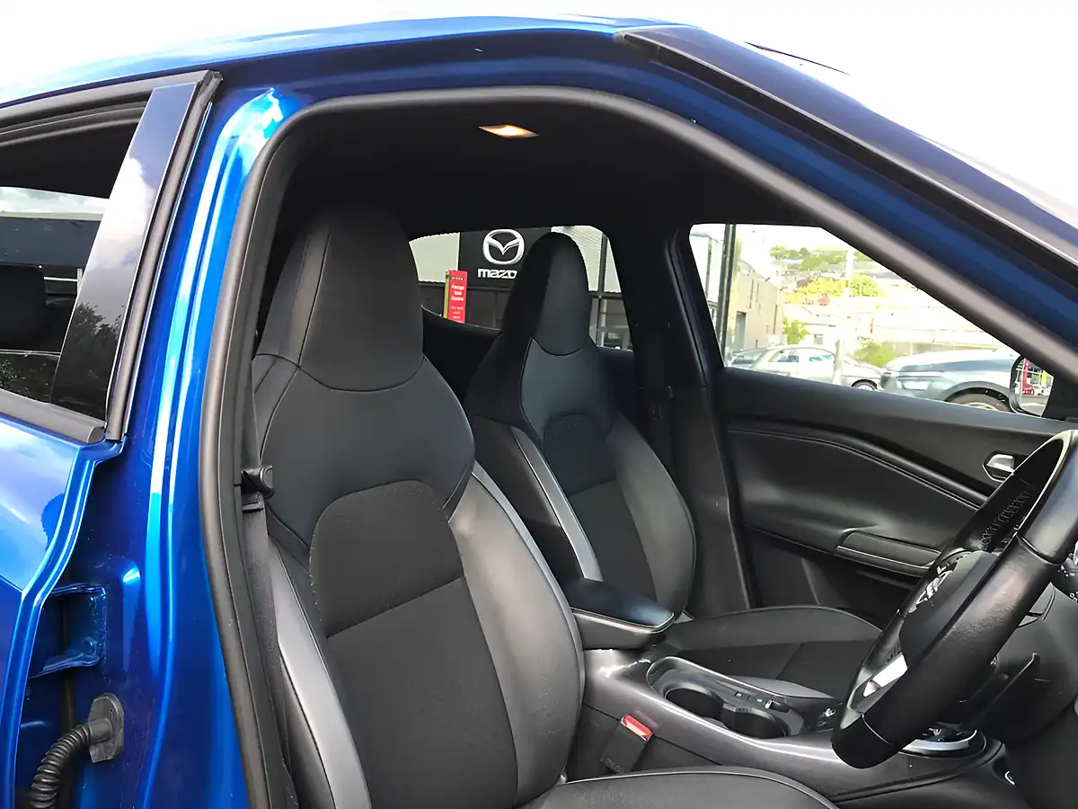 Used 2024 Nissan Juke N-Connecta Magnetic Blue - Interior and Exterior details 9