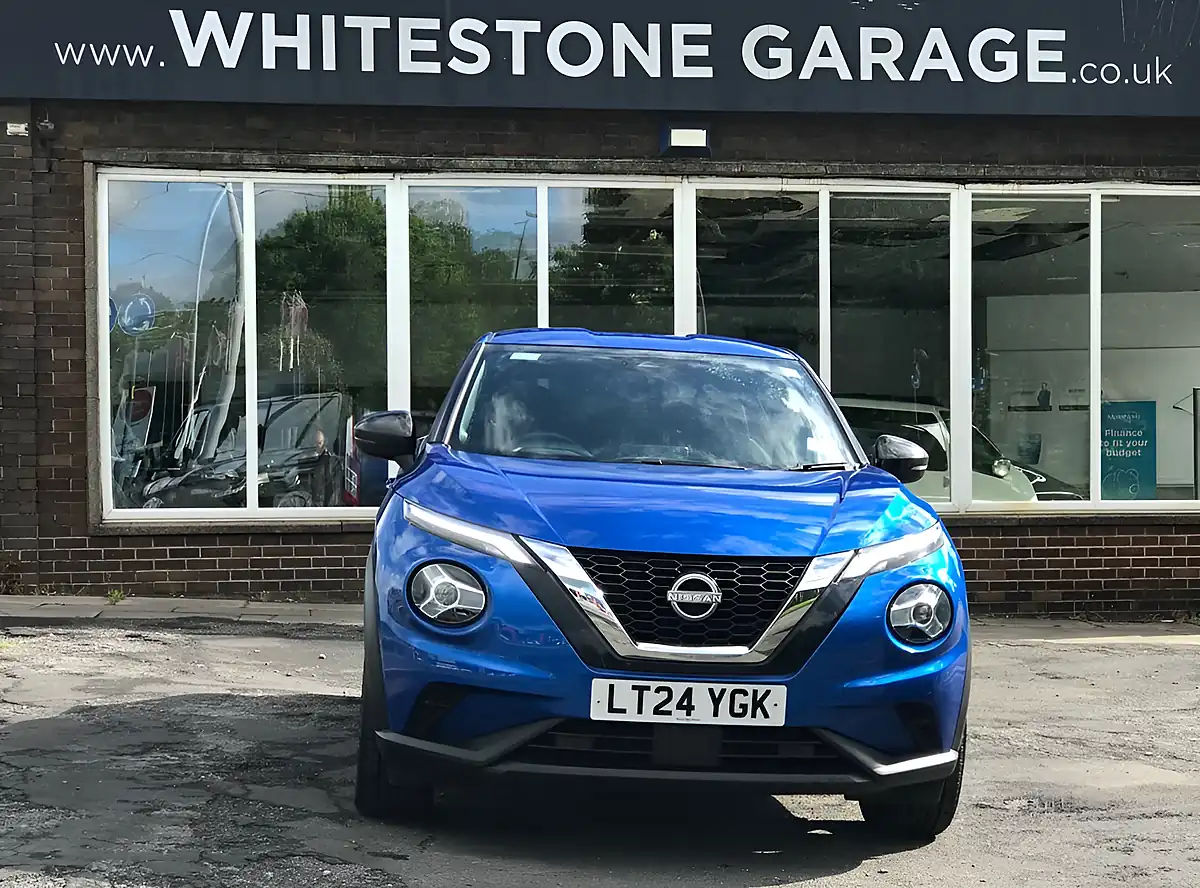 Used 2024 Nissan Juke N-Connecta Magnetic Blue - Interior and Exterior details 9