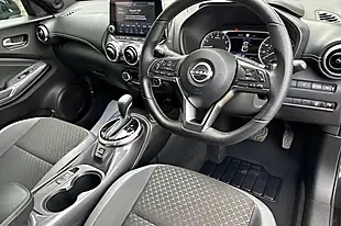 Used 2024 Nissan Juke N-Connecta Pearl Black - Interior and Exterior details 15