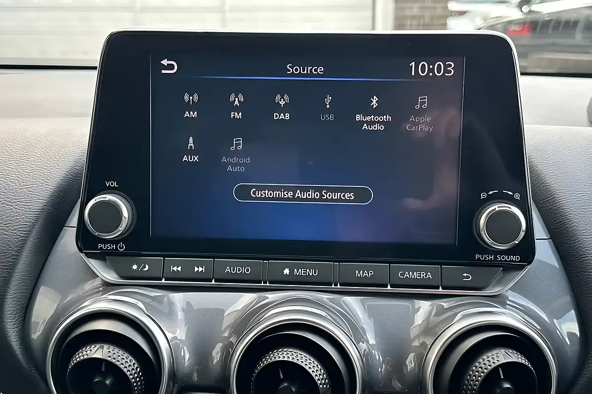 Used 2024 Nissan Juke N-Connecta Pearl Black - Interior and Exterior details 19