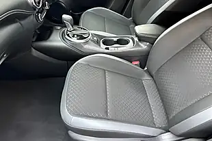 Used 2024 Nissan Juke N-Connecta Pearl Black - Interior and Exterior details 7