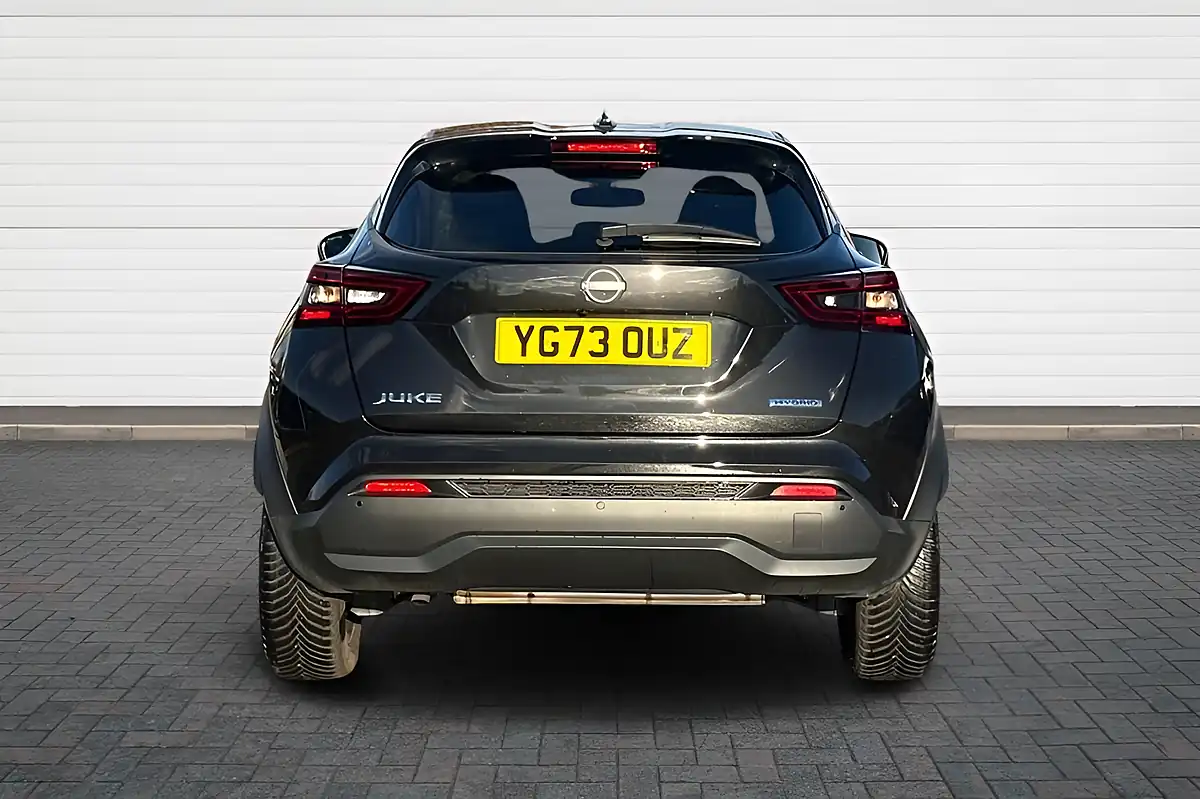 Used 2024 Nissan Juke N-Connecta Pearl Black - Interior and Exterior details 4