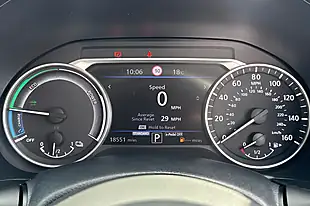 Used 2024 Nissan Juke N-Connecta White - Interior and Exterior details 18
