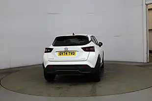 Used 2024 Nissan Juke N-Connecta White - Interior and Exterior details 4