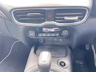 Used 2024 Nissan Juke N-Connecta Yellow - Interior and Exterior details 13