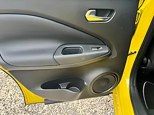 Used 2024 Nissan Juke N-Connecta Yellow - Interior and Exterior details 18