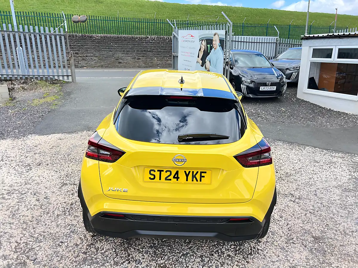 Used 2024 Nissan Juke N-Connecta Yellow - Interior and Exterior details 20